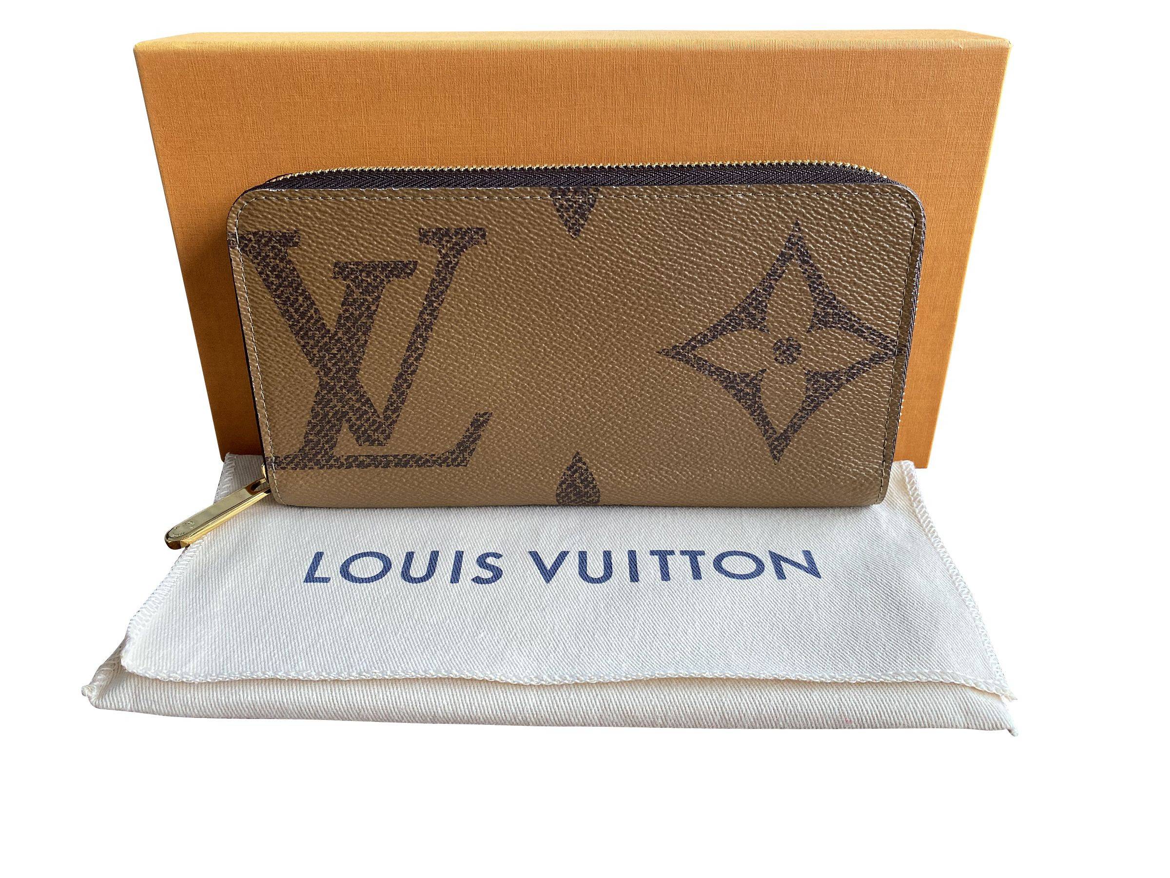Louis Vuitton Giant Monogram Reverse Zippy Long Wallet M69353